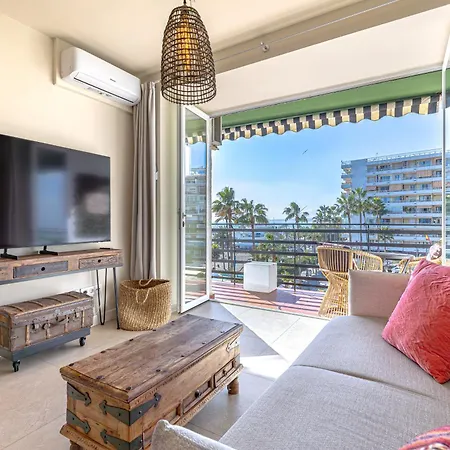 Boho Chic Apt, Frontline Sea & Paseo Views Lejlighed Marbella