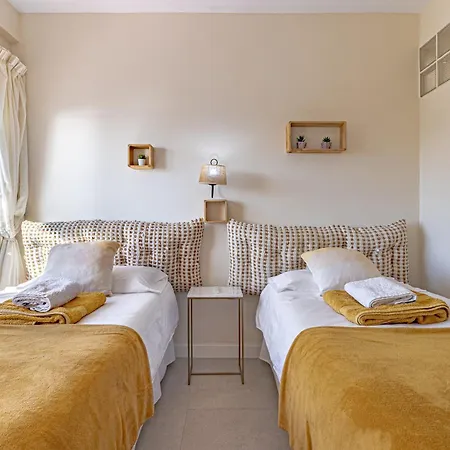 Lejlighed Boho Chic Apt, Frontline Sea & Paseo Views *